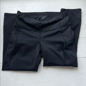 Athleta Jet Black Fitness Capri Leggings